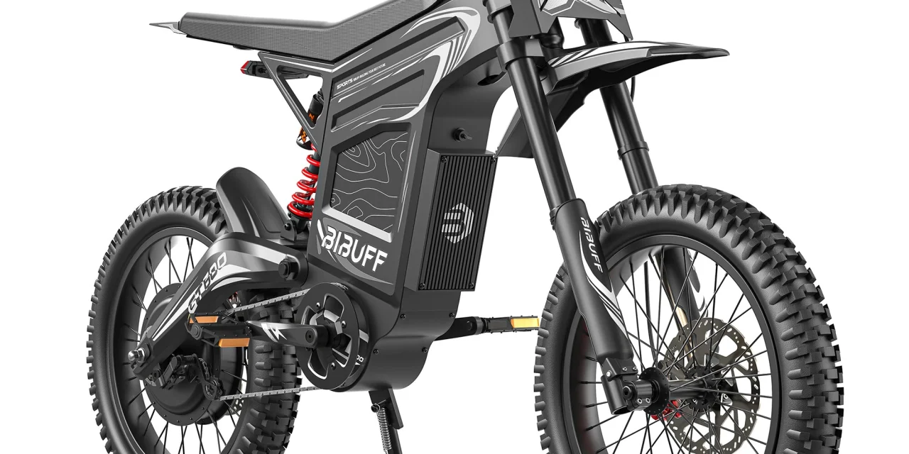 A BIBUFF GT600 elektromos dirt bike 7500W-tal és 823 950 Ft-ért: érdemes megvenni?