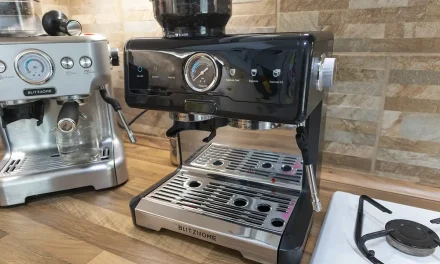 BlitzHome CM7080 presszógép teszt: a szemnek is kellemes kávéélmény