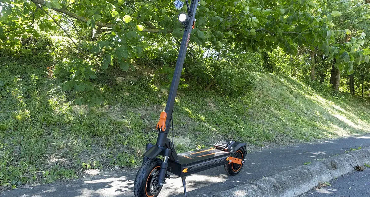Fynzo S11 elektromos roller teszt: 1000W feletti teljesítmény 100 ezer forint alatt?
