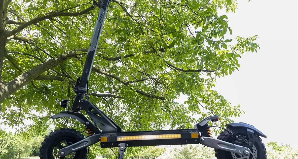 ANGWATT CS1 Pro 2026 elektromos roller teszt: idén is komoly darab