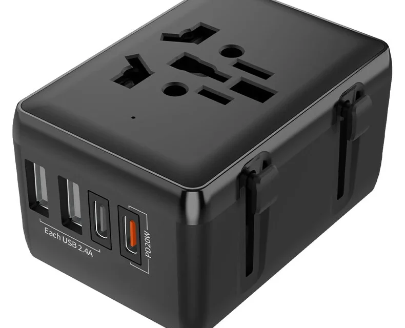 BlitzWolf BW-WA3 utazó adapter: 4 USB port, EU/UK/US/AU kompatibilitás
